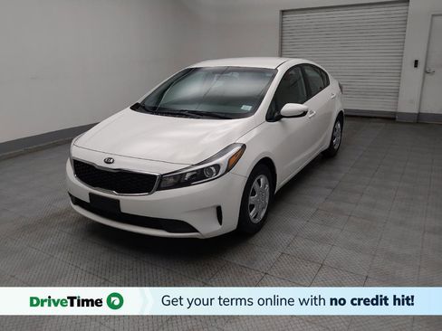 Used 2017 Kia Forte LX image 1
