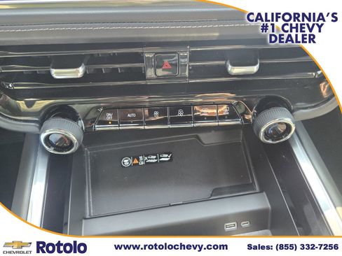 Used 2025 Chevrolet Tahoe LT AWD/4WD image 27