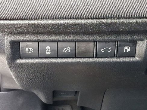 Used 2025 Toyota Camry LE FWD image 23