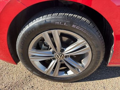 Used 2022 Volkswagen Jetta SE image 22