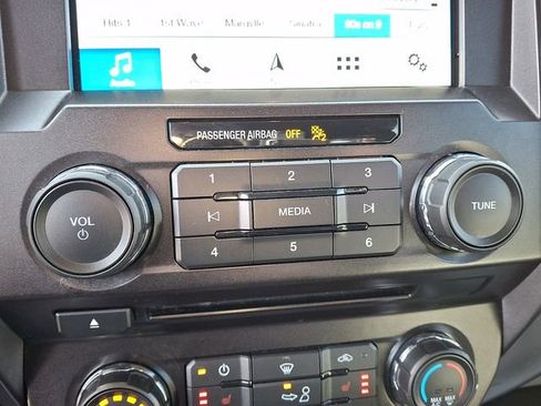 Used 2018 Ford F150 XLT w/ Equipment Group 302A Luxury image 10