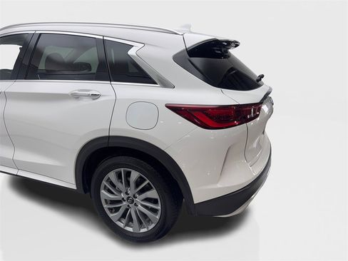 Used 2024 INFINITI QX50 Luxe image 17