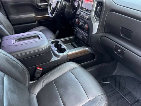 Used 2019 Chevrolet Silverado 1500 RST AWD/4WD image 16