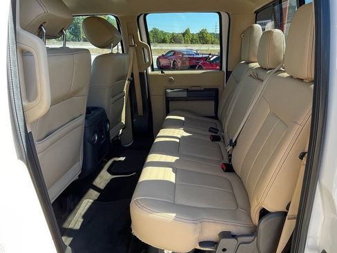 Used 2016 Ford F250 Lariat w/ Chrome Package image 31