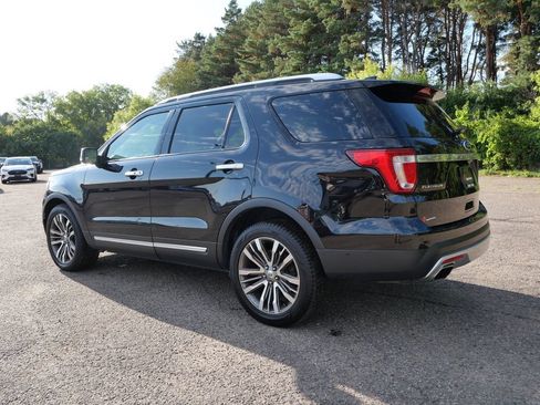 Certified 2017 Ford Explorer Platinum AWD/4WD image 4