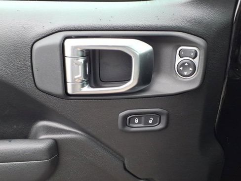 New 2026 Jeep Gladiator Mojave AWD/4WD image 14