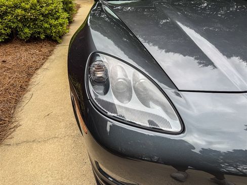 Used 2009 Chevrolet Corvette Z06 w/ Preferred Equipment Group RWD image 11