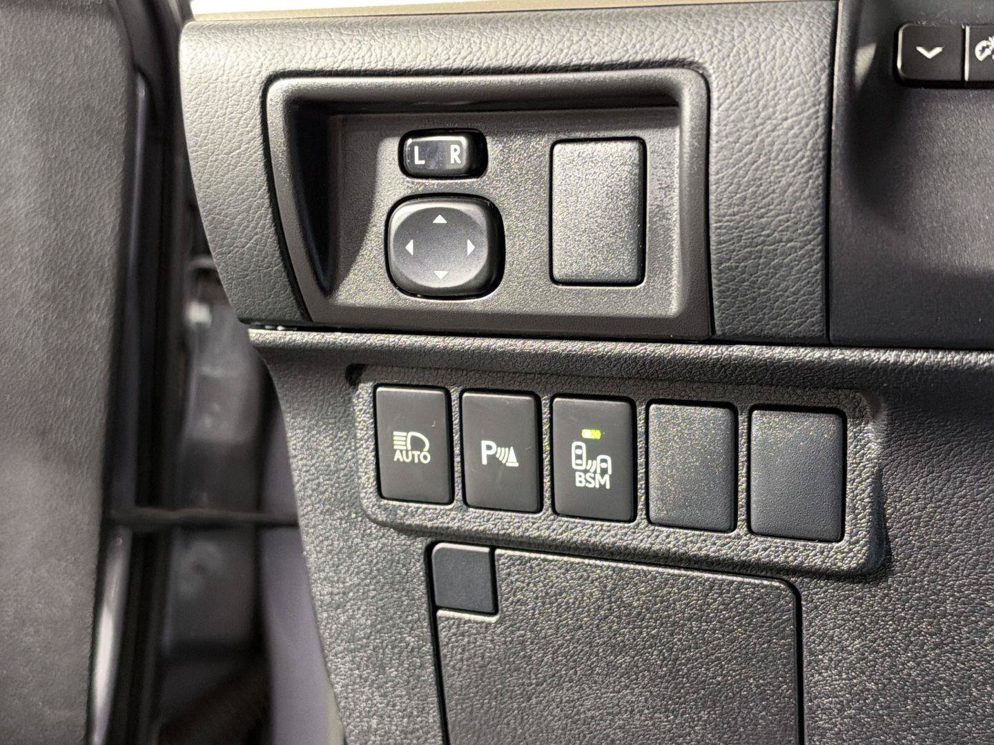 Used 2017 Lexus ES 350 w/ Navigation System Package FWD image 22