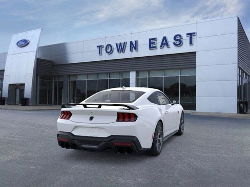 New 2026 Ford Mustang Dark Horse image 9