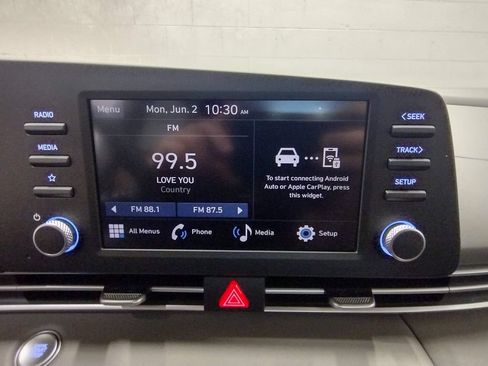 Used 2025 Hyundai Elantra Sport FWD image 27