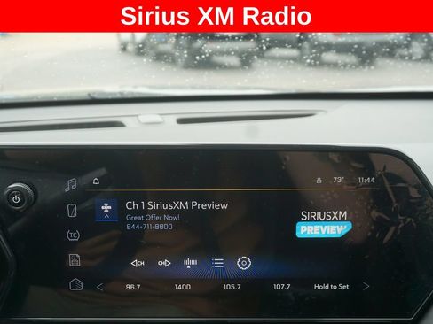 Used 2024 Chevrolet Trax RS w/ Sunroof Package FWD image 11