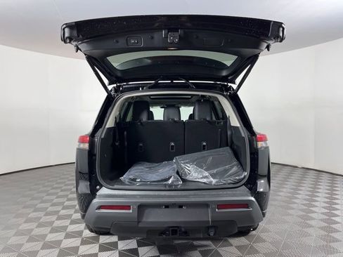 New 2026 Nissan Pathfinder SL w/ SL Premium Package AWD/4WD image 50