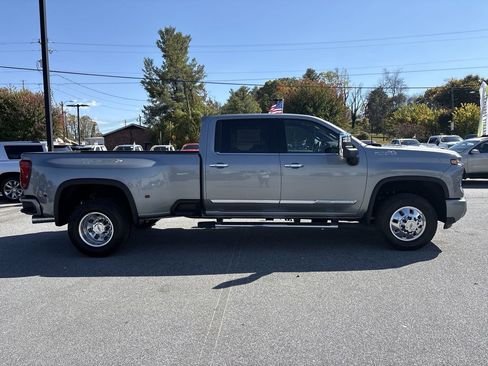 New 2026 Chevrolet Silverado 3500 High Country image 10