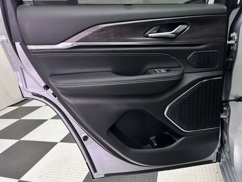 New 2025 Jeep Grand Cherokee Overland w/ Adv Protech Group III image 19