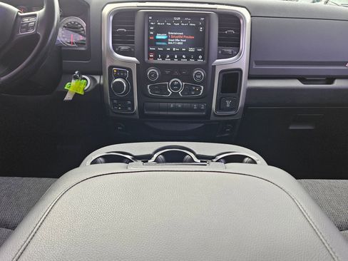 Used 2019 RAM 1500 Big Horn image 10