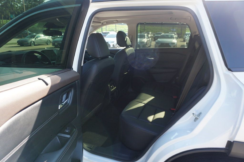 Used 2023 Nissan Rogue SL w/ SL Premium Package AWD/4WD image 15