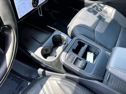 Used 2025 Ford Mustang Mach-E Premium AWD/4WD image 16