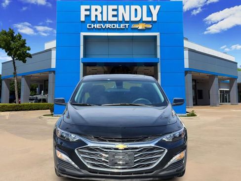 Used 2022 Chevrolet Malibu LT image 2