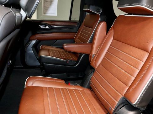 Used 2024 GMC Yukon XL Denali Ultimate image 22