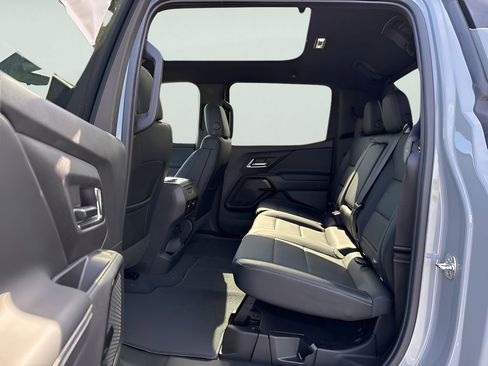 New 2026 Chevrolet Silverado EV LT w/ Premium Package AWD/4WD image 18