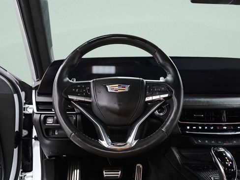 Used 2025 Cadillac CT5 V w/ Platinum Package AWD/4WD image 9