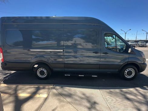 Used 2019 Ford Transit 250 148 High Roof Extended image 6