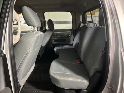 Used 2018 RAM 1500 Outdoorsman AWD/4WD image 32