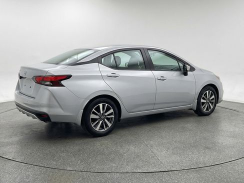 Used 2025 Nissan Versa SV FWD image 9