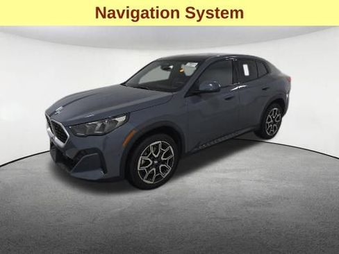 Used 2025 BMW X2 xDrive28i image 4