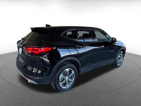 Used 2025 Chevrolet Blazer LT image 15