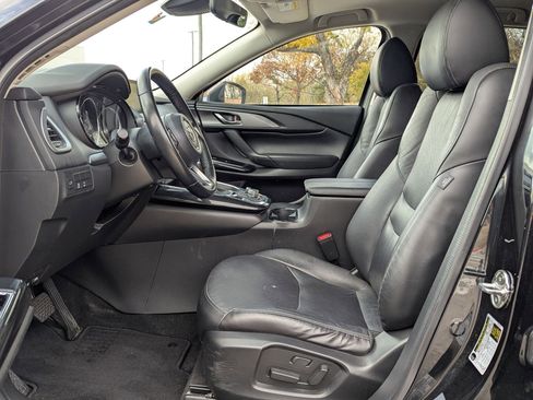 Used 2019 MAZDA CX-9 Touring image 10