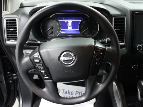 Used 2024 Nissan Frontier SV w/ Technology Package AWD/4WD image 17