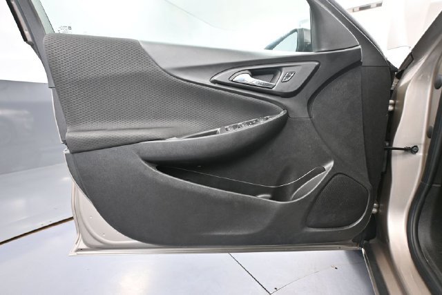 Used 2024 Chevrolet Malibu LT FWD image 14