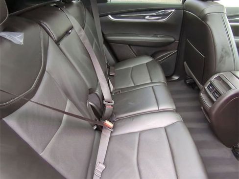 Certified 2022 Cadillac XT5 Premium Luxury w/ Technology Package image 27