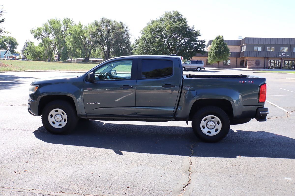 Used 2019 Chevrolet Colorado W/T w/ WT Convenience Package AWD/4WD image 9