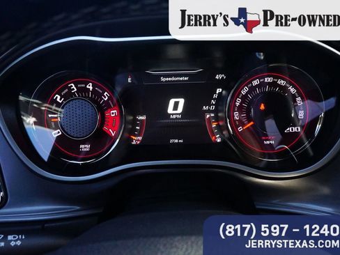 Used 2023 Dodge Challenger SRT Hellcat image 11