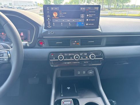 New 2026 Honda Pilot Touring image 18