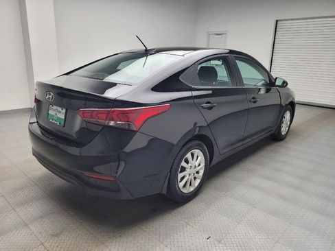 Used 2021 Hyundai Accent SEL FWD image 9