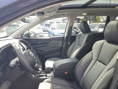 Certified 2025 Subaru Ascent Onyx Edition w/ Onyx Package AWD/4WD image 19