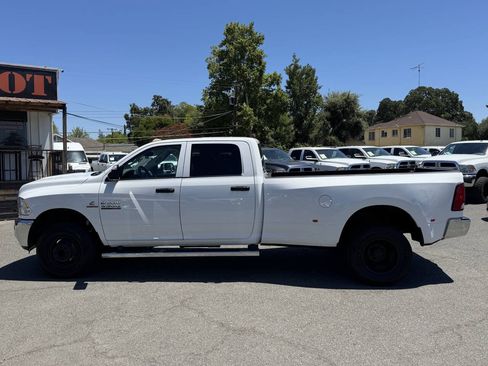 Used 2016 RAM 3500 Tradesman w/ Chrome Appearance Group AWD/4WD image 24
