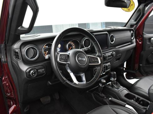 Used 2021 Jeep Gladiator Overland w/ Popular Equipment Package image 13