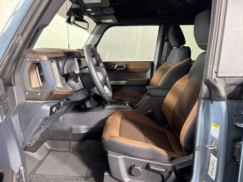 Used 2023 Ford Bronco Outer Banks AWD/4WD image 11