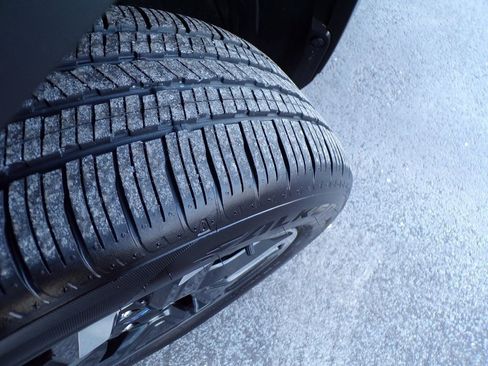 Certified 2025 Subaru Forester Premium image 2