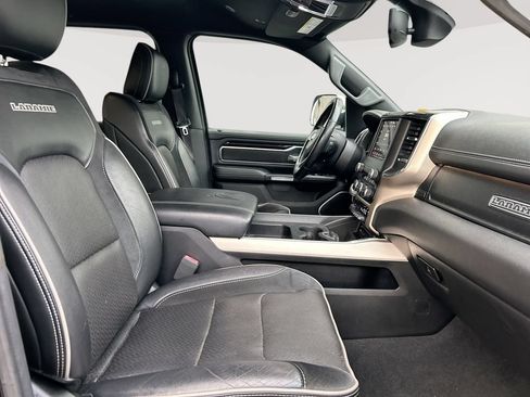 Used 2019 RAM 1500 Laramie w/ Sport Appearance Package AWD/4WD image 28