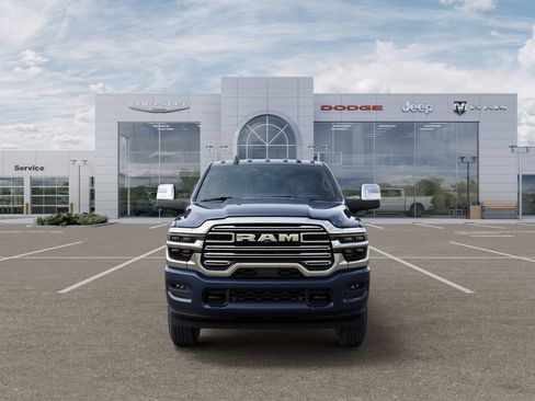 New 2026 RAM 2500 Laramie AWD/4WD image 7