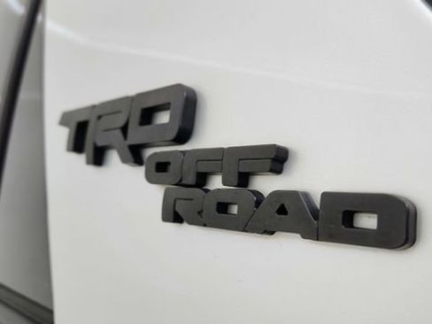 Used 2022 Toyota 4Runner TRD Off-Road image 17