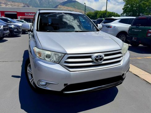 Used 2013 Toyota Highlander Limited AWD/4WD image 2