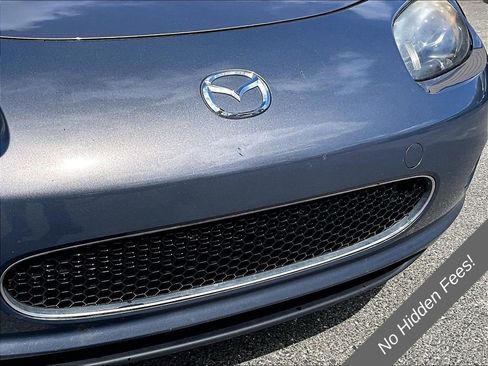 Used 2008 MAZDA MX-5 Miata Grand Touring w/ Interior Trim Pkg RWD image 22