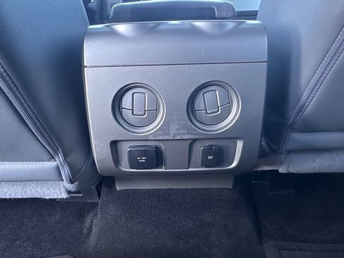 Used 2013 Ford F150 Lariat w/ Luxury Equipment Group image 25