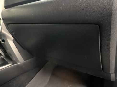 Used 2013 Toyota 4Runner Limited image 9